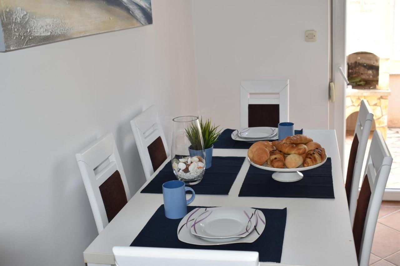 Holiday House Matej Vir Buitenkant foto